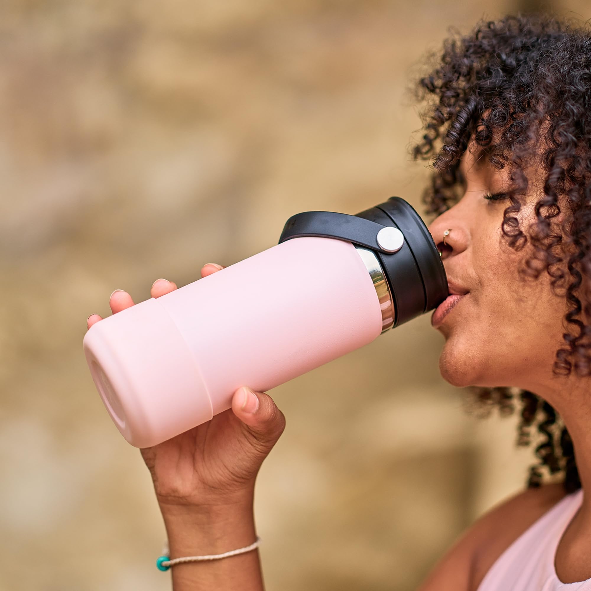 hydro-flask-medium-bottle-boot-protege-bouteille-en-silicone-qualit-alimentaire- image 5